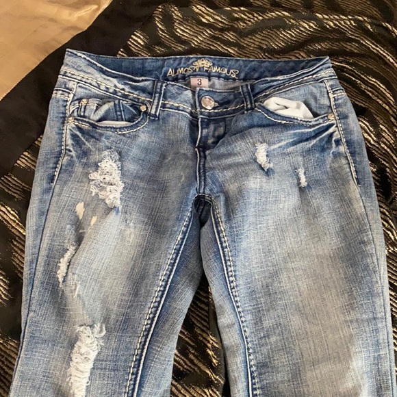 Low waisted 00s almost famous flared jeans. - Picture 1 of 4
